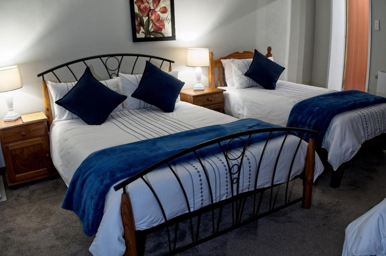 Rest-A-While Guest House - Pretoria-Noord Eksteriør bilde