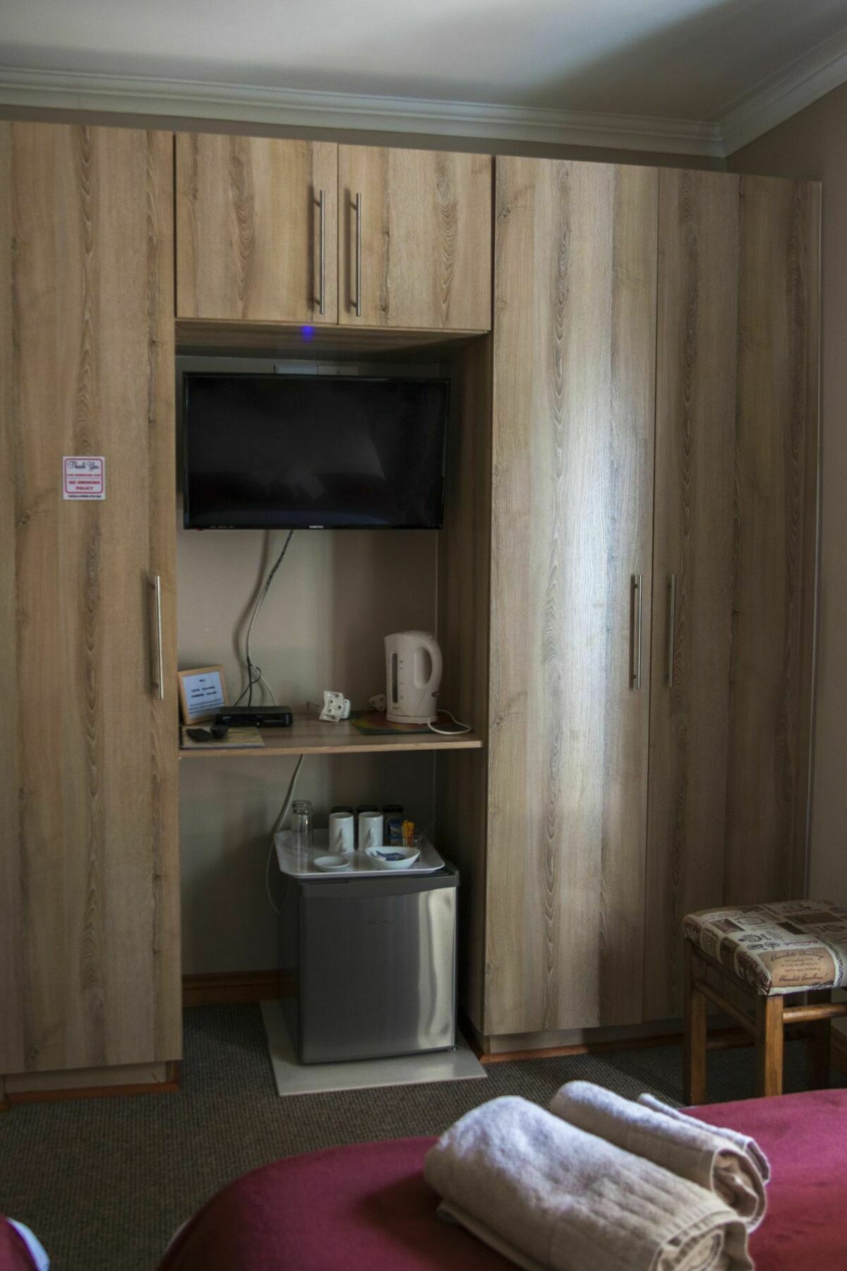 Rest-A-While Guest House - Pretoria-Noord Eksteriør bilde